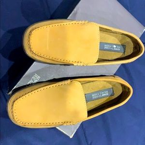 Boys Kenneth Cole reaction shoes